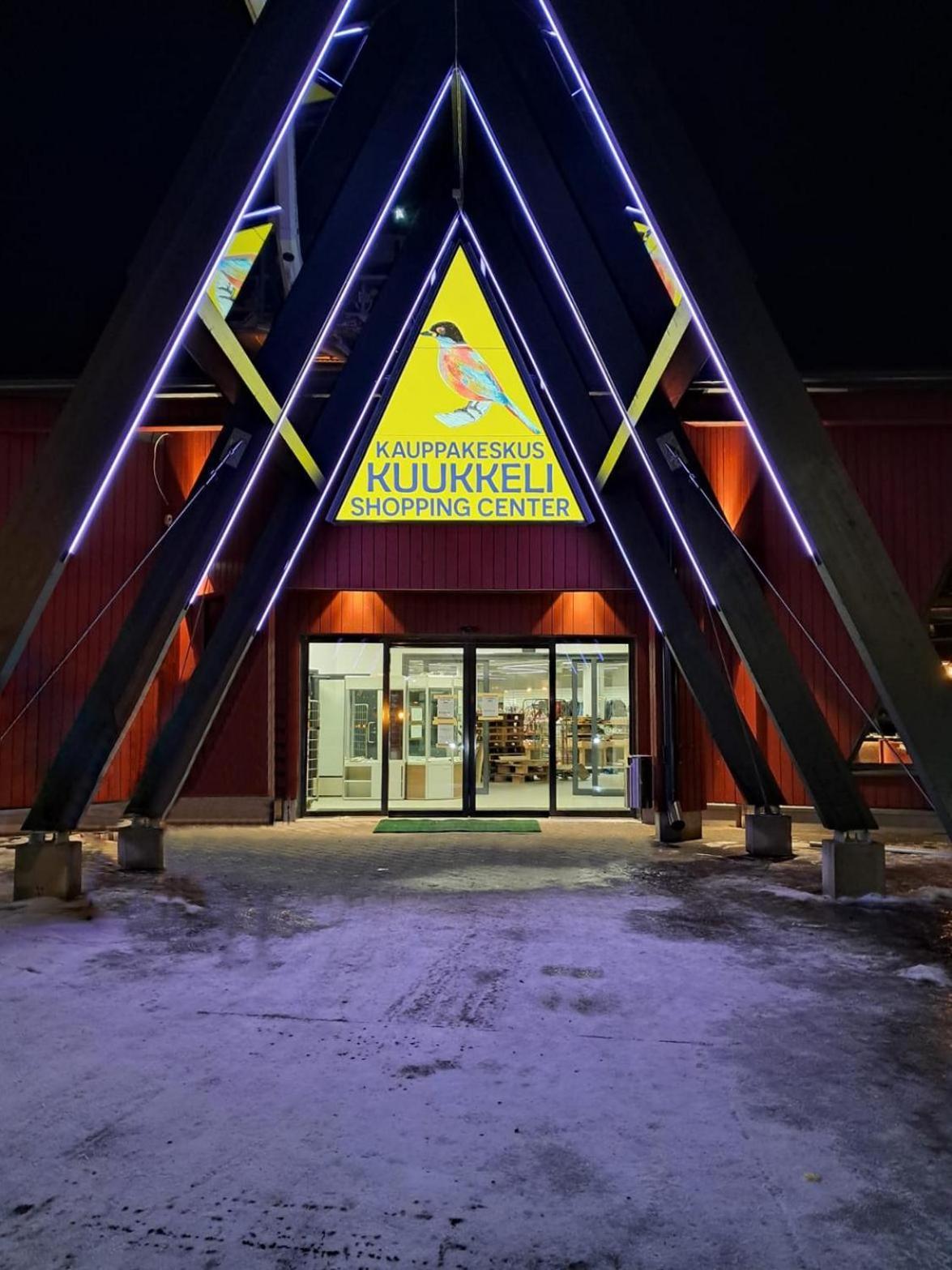 Kuukkeli Log Houses Porakka Inn Saariselka Exterior photo