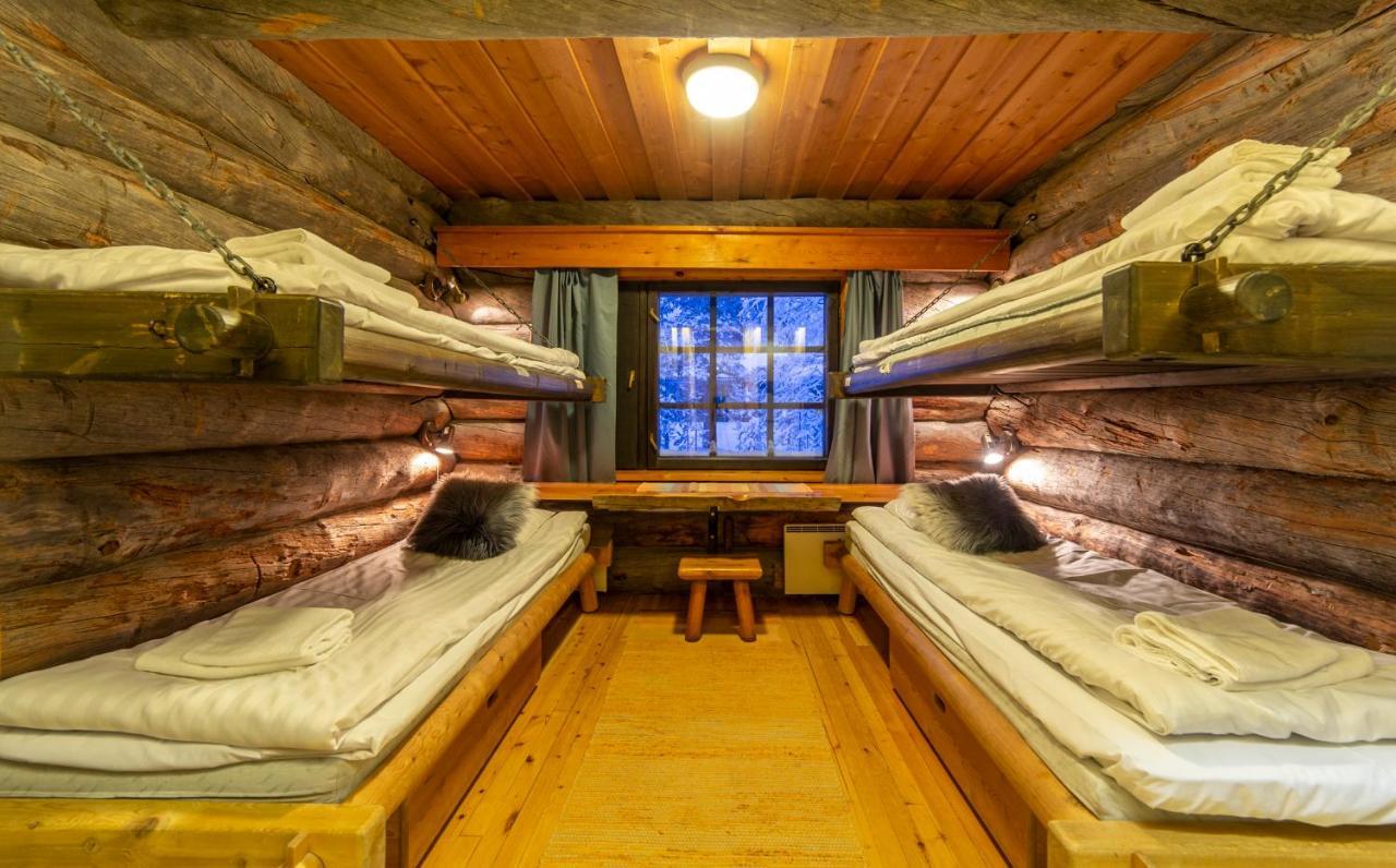 Kuukkeli Log Houses Porakka Inn Saariselka Exterior photo